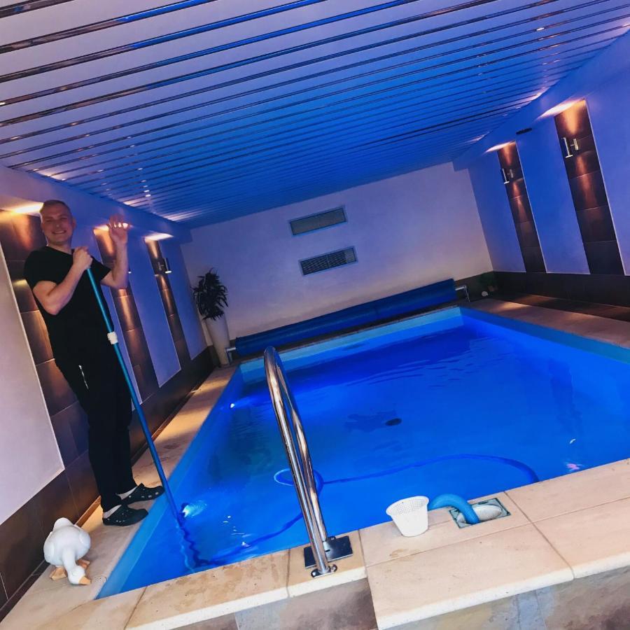 ארנסט Residenz Moselzauber - Ferienwohnungen Mit Pool Landschaft מראה חיצוני תמונה