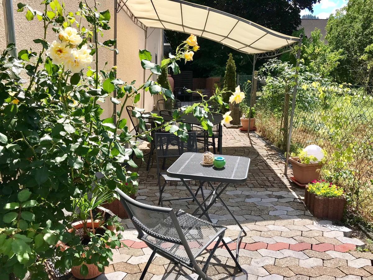 ארנסט Residenz Moselzauber - Ferienwohnungen Mit Pool Landschaft מראה חיצוני תמונה