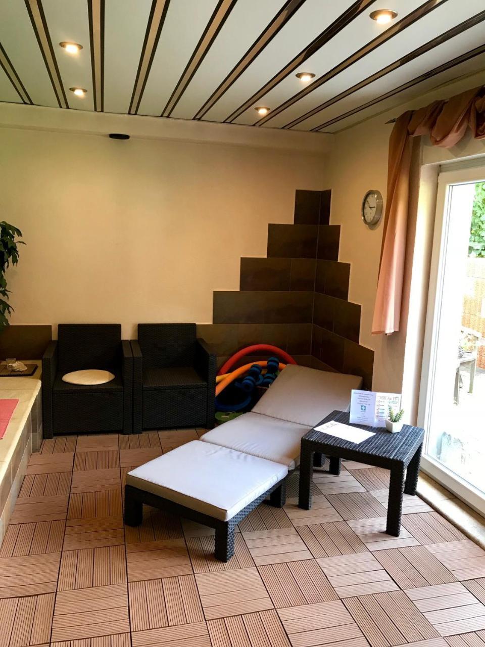ארנסט Residenz Moselzauber - Ferienwohnungen Mit Pool Landschaft מראה חיצוני תמונה