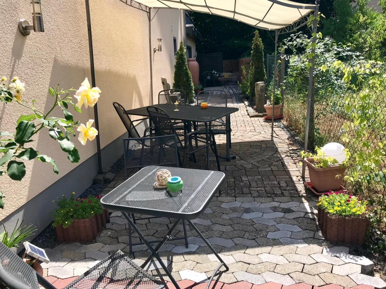 ארנסט Residenz Moselzauber - Ferienwohnungen Mit Pool Landschaft מראה חיצוני תמונה